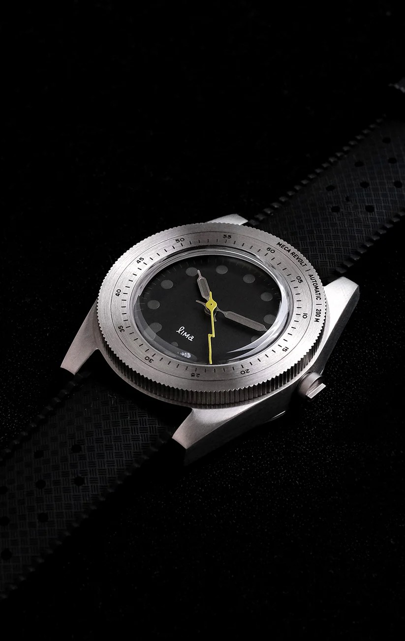 MECA REVOLT GHOST EDITION