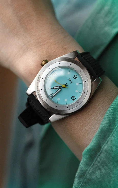 MECA REVOLT BLUE - SILVER BEZEL